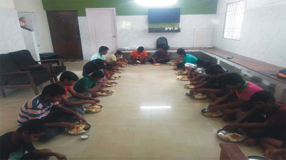 FEED THE HUNGER & DONATION OF RICE BAGS
