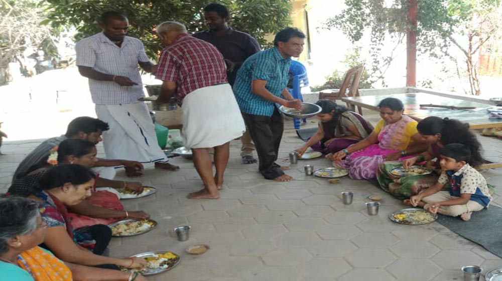 ANNADAANAM @ KRISHNA TEMPLE ,Puzhal 21-04-19