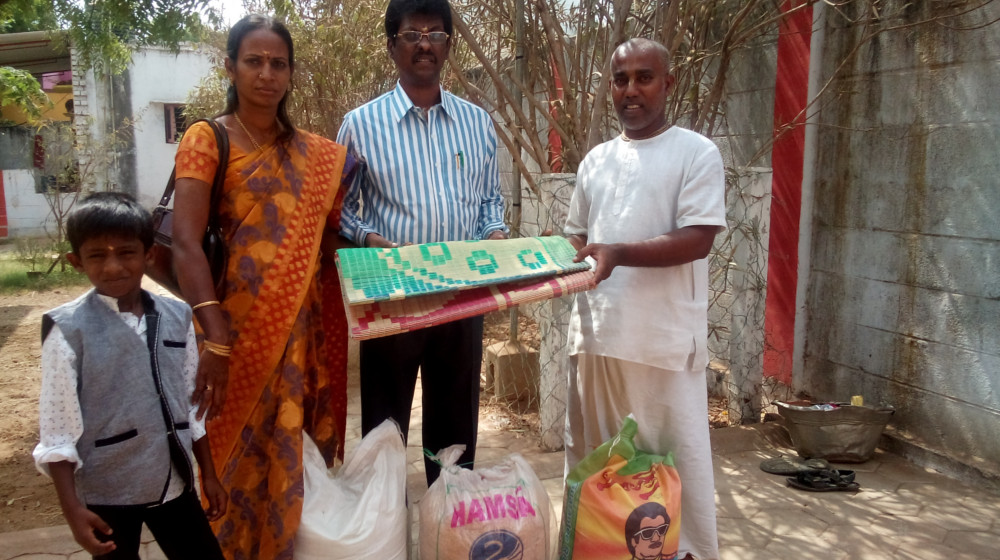 Donated Rice, Dhal & Mats, 26 Apr 2016