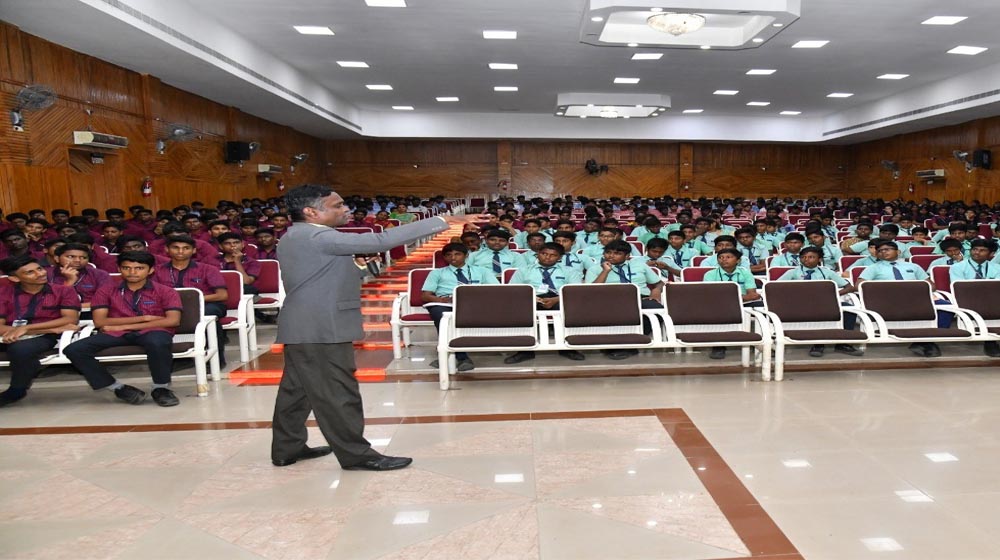 STUDENTS MOTIVATIONAL PROGRAM 12-02-20